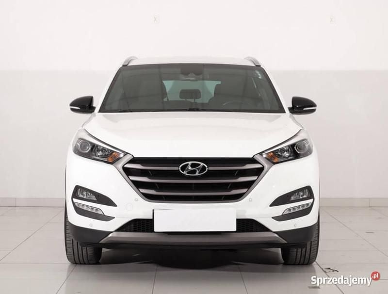 Biały Używany 2018 Hyundai Tucson SUV | 62 999 zł (Dobra cena) - Obraz 1/4