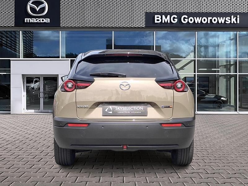 Używany Mazda MX30 125 kW (170 KM) 2023 Machine gray SUV