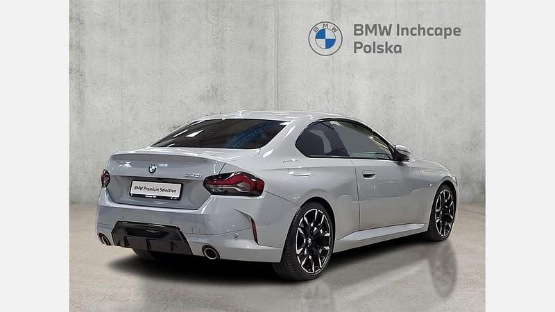 Używany BMW 220 Shadowline 184 KM (135 kW) 2025 Szary brooklyn m metalizowany Coupe