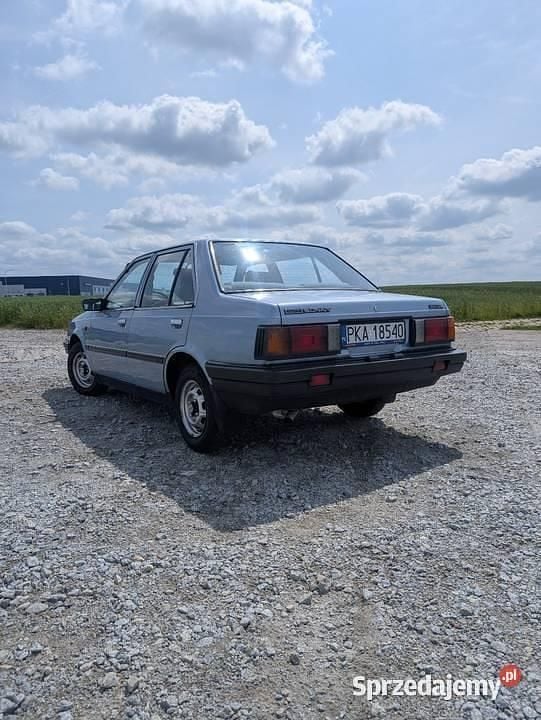 Niebieski Używany 1986 Nissan Sunny Sedan/Limuzyna | 8000 zł - Obraz 1/2