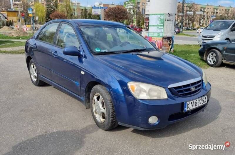 Używany 2004 Kia Cerato Sedan/Limuzyna | 3500 zł - Obraz 1/4