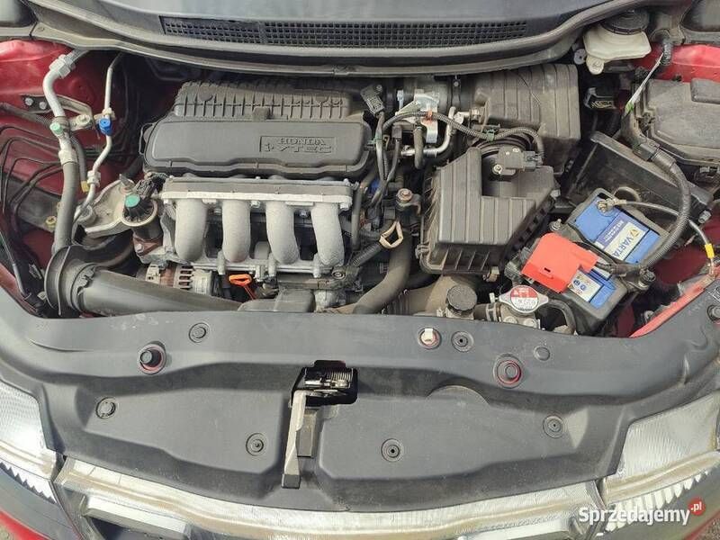 Używany Honda Civic 2010 Czerwony Hatchback