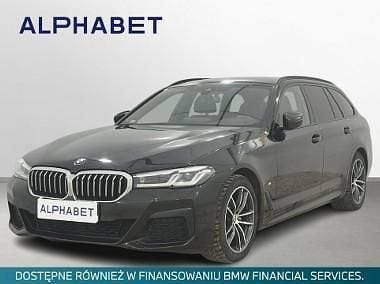 Czarny (metalik) Używany 2021 BMW 520 M Sport Kombi | 124 900 zł (Uczciwa cena) - Obraz 1/3