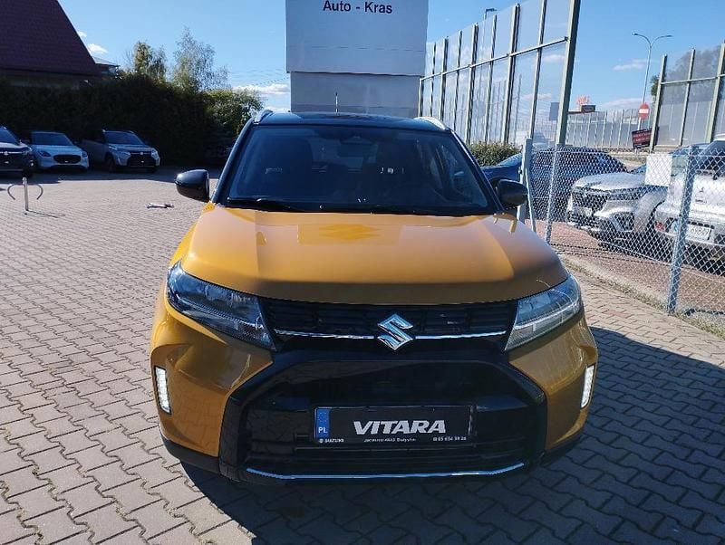 Dbh solar yellow pearl Używany 2025 Suzuki Vitara SUV | 95 800 zł (Uczciwa cena) - Obraz 1/4