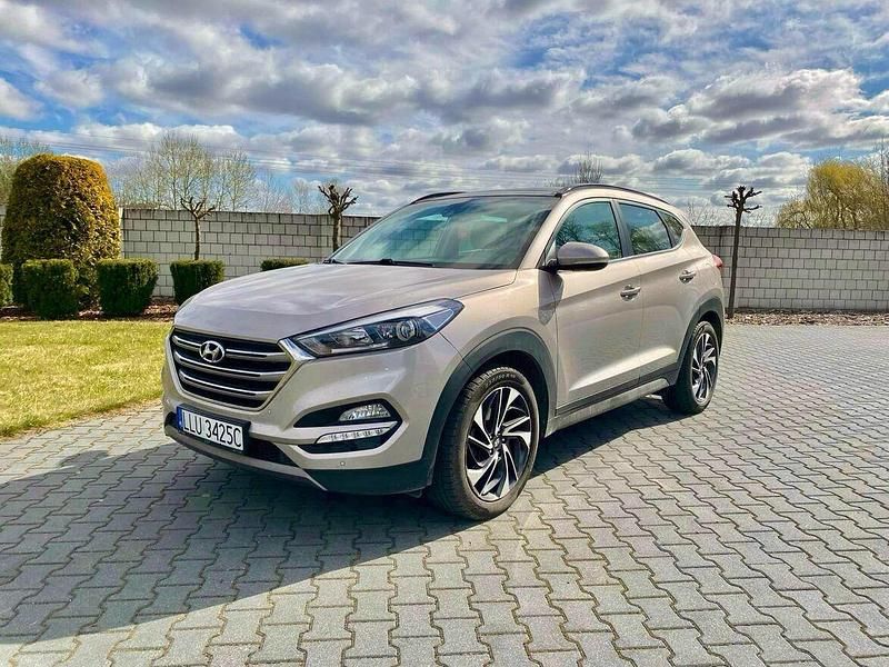 Żółtozłoty Używany 2016 Hyundai Tucson SUV | 62 900 zł - Obraz 1/4