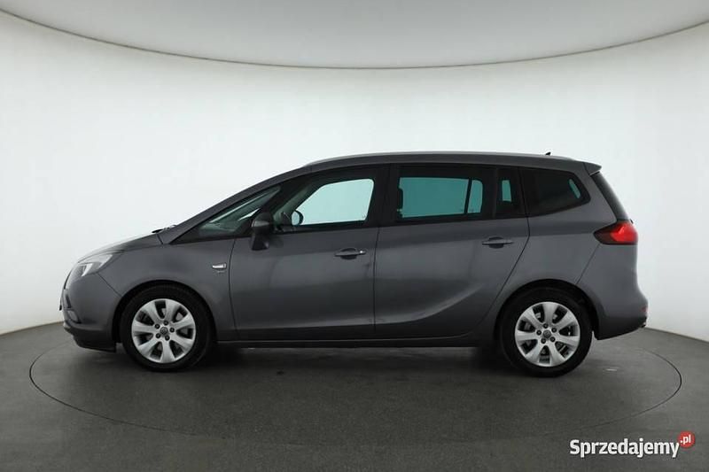 Używany Opel Zafira 2016 Szary Minivan