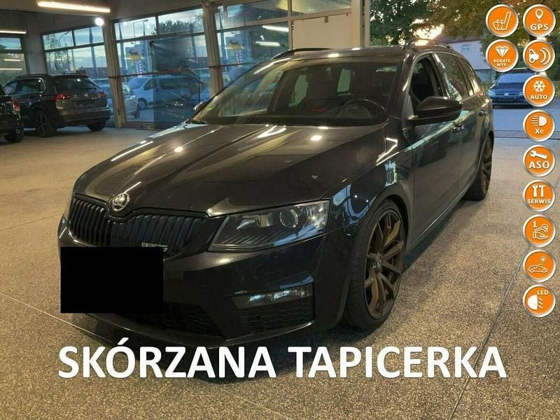 Czarny Używany 2017 Skoda Octavia RS Kombi | 49 999 zł (Uczciwa cena) - Obraz 1/4