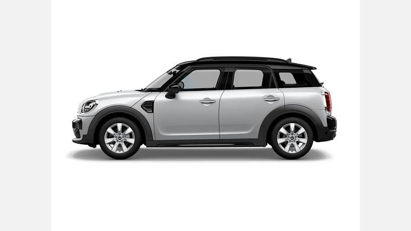 Używany Mini Cooper Countryman 136 KM (100 kW) 2018 Light white SUV