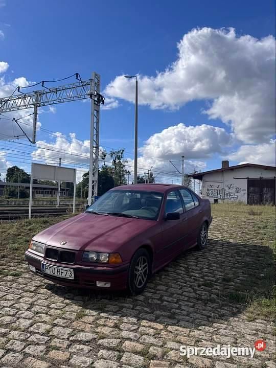 Wiśniowy Używany 1993 BMW 318 Sedan/Limuzyna | 6900 zł - Obraz 1/4