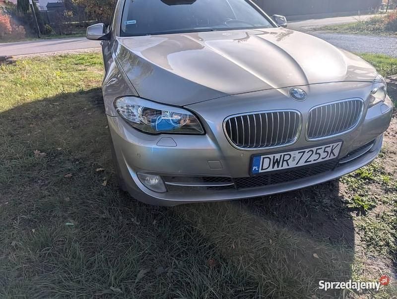Używany 2010 BMW 520 | 32 000 zł (Uczciwa cena) - Obraz 1/4