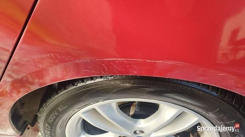 Używany Ford Mondeo 2014 Wiśniowy Hatchback