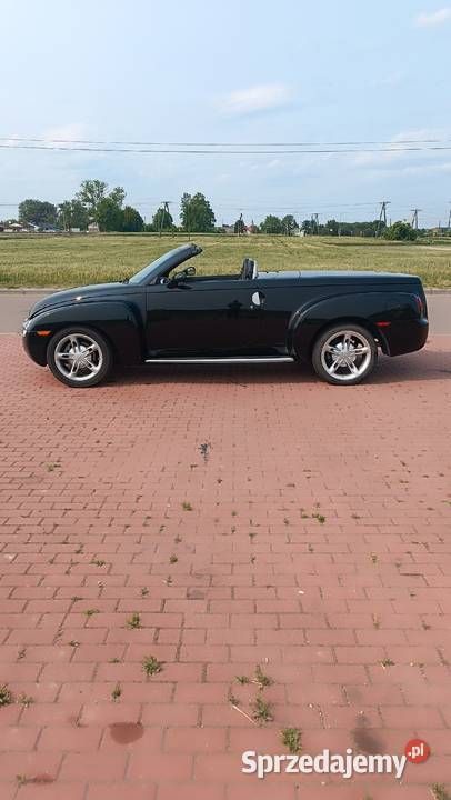 Używany 2003 Chevrolet SSR Pickup | 129 000 zł - Obraz 1/4