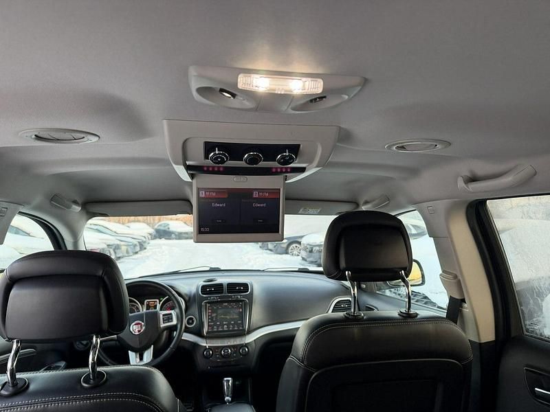 Używany Fiat Freemont 170 KM (125 kW) 2014 Czarny (metalik) SUV