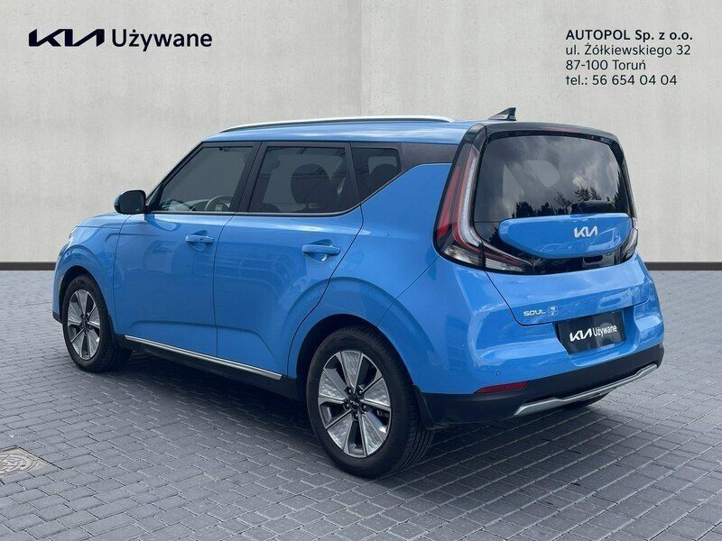 Używany Kia Soul EV 150 kW (204 KM) 2023 Niebieski SUV