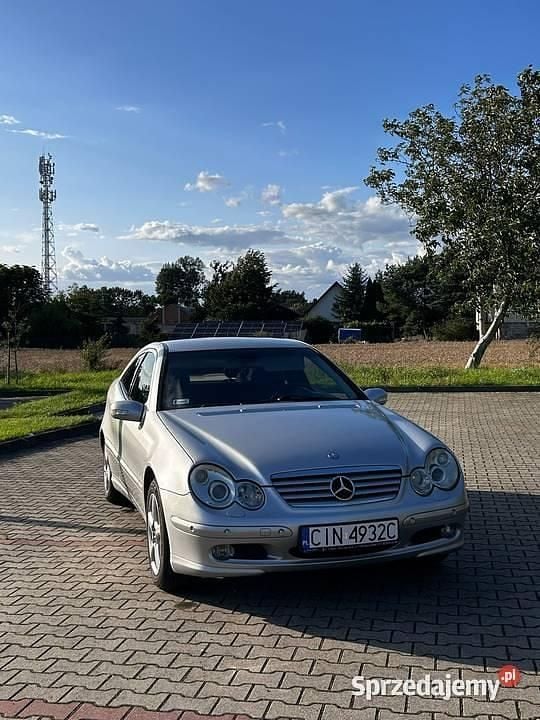 Używany 2003 Mercedes C180 | 8900 zł (Super Cena) - Obraz 1/4
