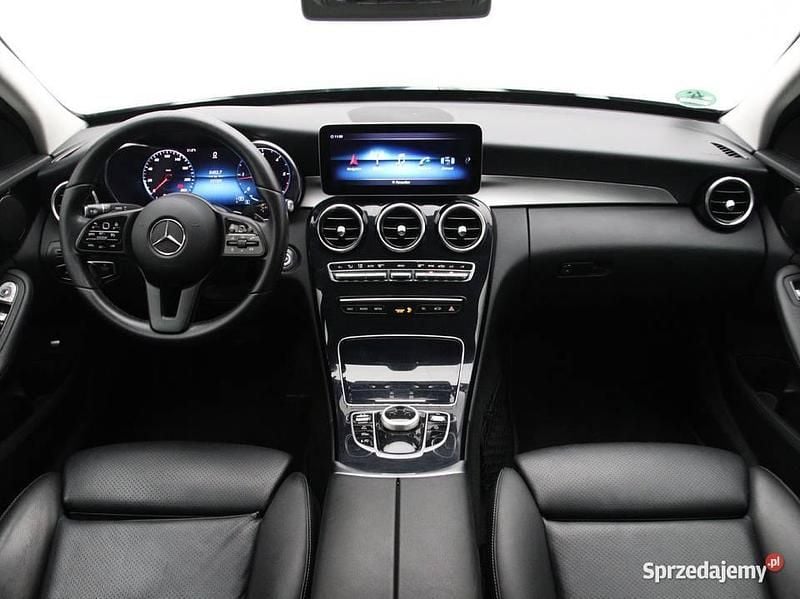 Szary Używany 2019 Mercedes A200 Business Kombi | 73 499 zł (Dość drogi) - Obraz 1/4