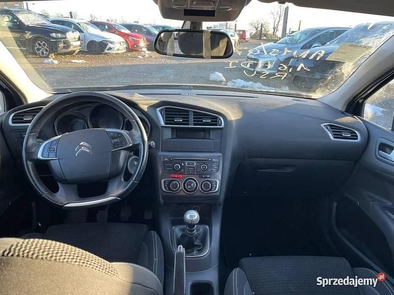 Używany Citroën C4 2013 Czarny Hatchback