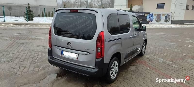 Używany Citroën Berlingo 2022 Srebrny Minivan
