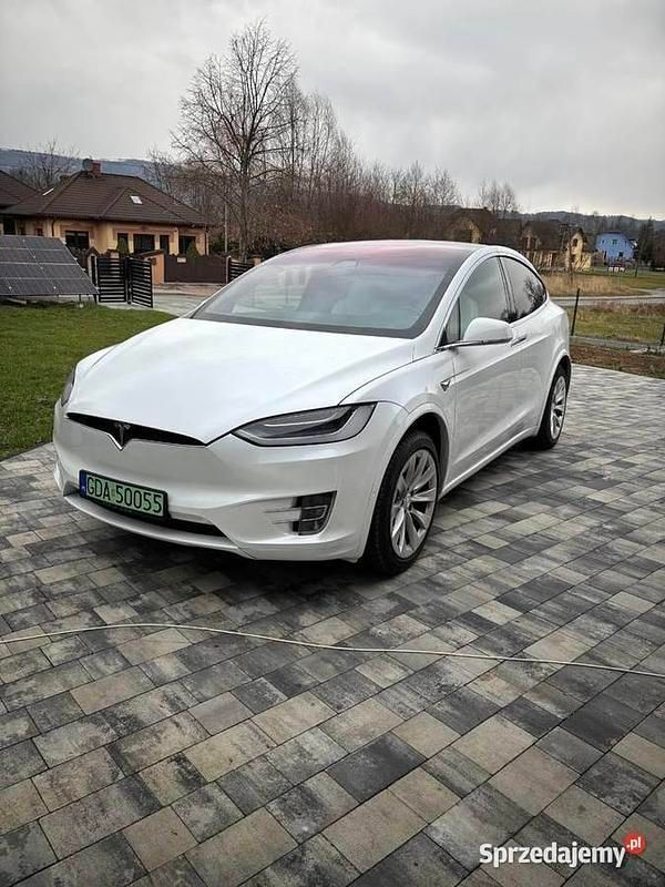 Używany 2019 Tesla Model X Long Range SUV | 160 000 zł - Obraz 1/4