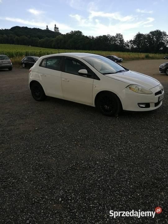 Używany 2007 Fiat Bravo Hatchback | 7300 zł (Uczciwa cena) - Obraz 1/4