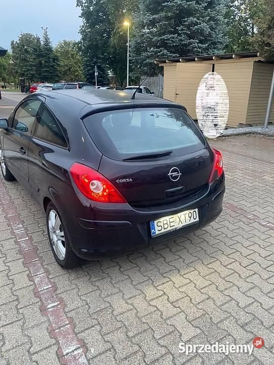 Używany Opel Corsa 90 KM (66 kW) 2007 Czarny Hatchback
