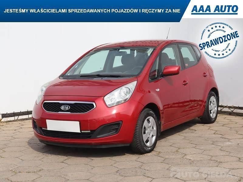 Używany Kia Venga 90 KM (66 kW) 2012 Czerwony Hatchback