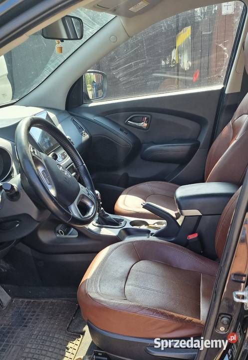 Czarny Używany 2010 Hyundai ix35 SUV | 22 000 zł (Dobra cena) - Obraz 1/4