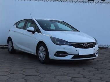 Biały Używany 2020 Opel Astra Hatchback | 27 999 zł (Super Cena) - Obraz 1/4