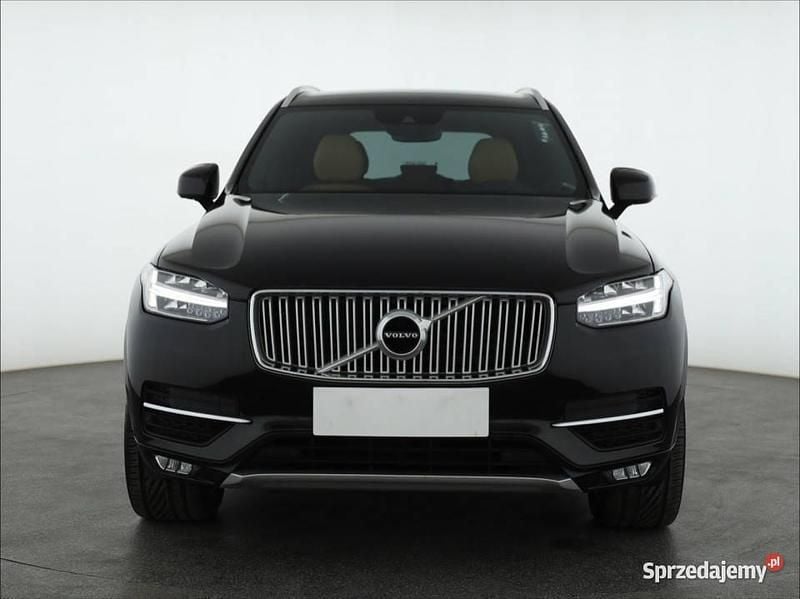 Czarny Używany 2018 Volvo XC90 SUV | 149 999 zł (Uczciwa cena) - Obraz 1/4