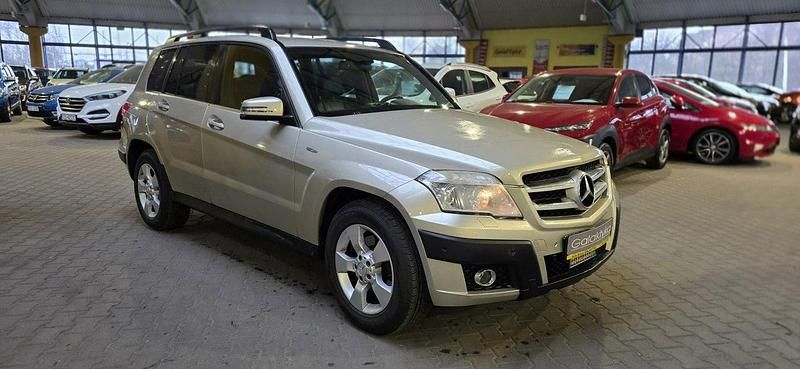 Używany Mercedes GLK250 204 KM (150 kW) 2010 Złoty SUV