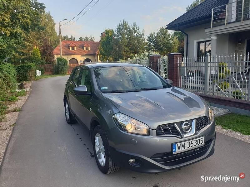 Grafitowy Używany 2012 Nissan Qashqai SUV | 31 900 zł (Dobra cena) - Obraz 1/4
