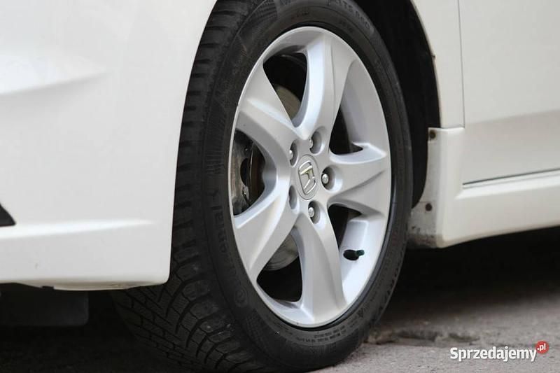 Używany Honda Accord 156 KM (114 kW) 2008 Biały Sedan/Limuzyna