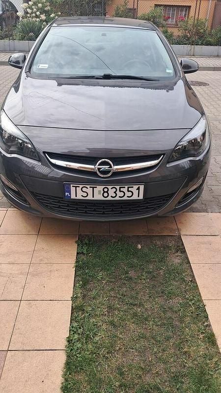 Szary Używany 2015 Opel Astra Hatchback | 27 000 zł (Dobra cena) - Obraz 1/4