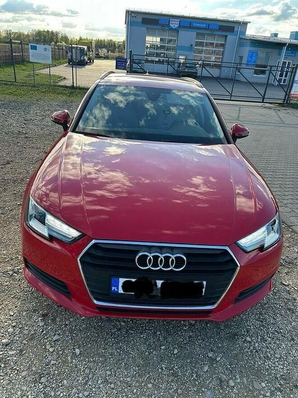 Czarny Używany 2016 Audi A4 Kombi | 59 500 zł - Obraz 1/3