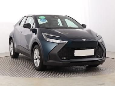 Niebieski Używany 2024 Toyota C-HR SUV | 109 999 zł (Uczciwa cena) - Obraz 1/4