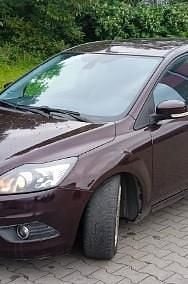 Używany Ford Focus Ghia 125 KM (91 kW) 2008 Inny kolor Kombi