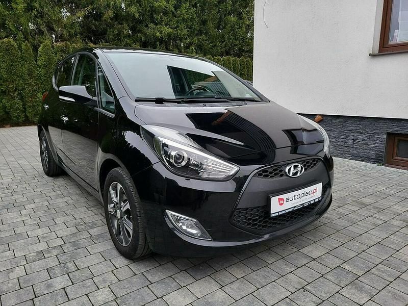 Używany Hyundai ix20 90 KM (66 kW) 2018 Czarny (metalik) Hatchback
