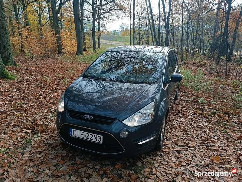 Używany Ford S-MAX Titanium 2011 Fioletowy Minivan