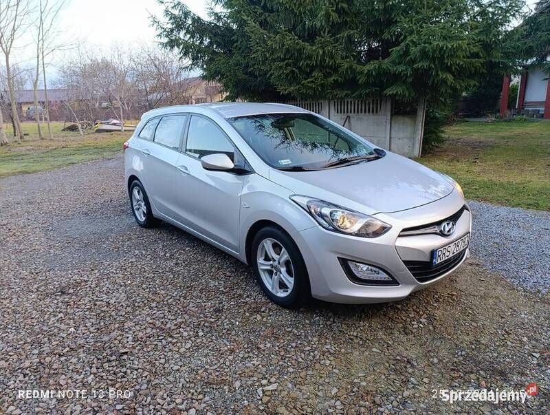 Używany Hyundai i30 2013 Srebrny Kombi
