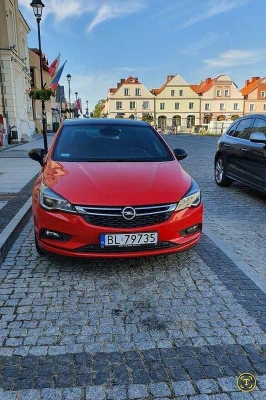 Czerwony Używany 2019 Opel Astra Dynamic Hatchback | 54 321 zł (Drogi) - Obraz 1/4