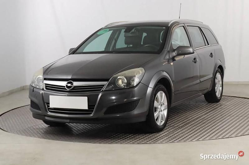Używany Opel Astra 2009 Szary Kombi