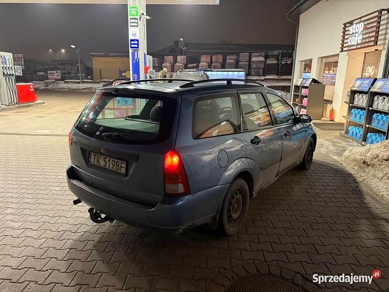 Używany Ford Focus 2001 Niebieski Kombi