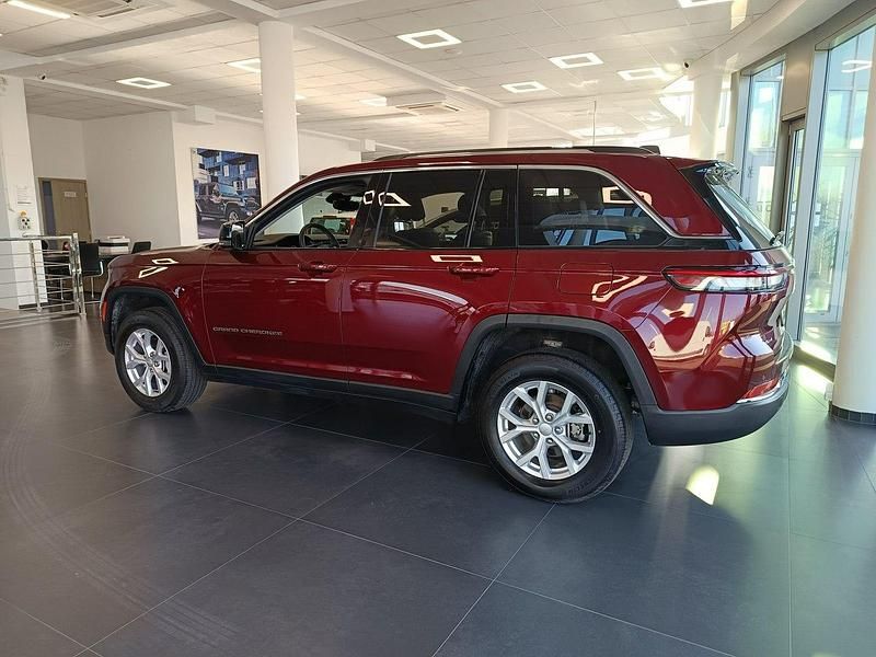 Używany Jeep Grand Cherokee Limited 286 KM (210 kW) 2023 Czerwony ciemny (metalik) SUV