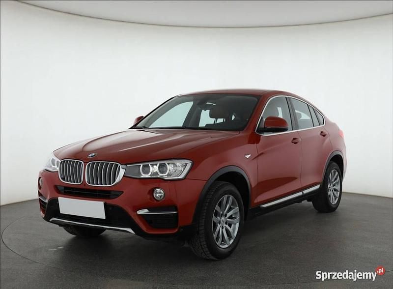 Używany BMW X4 190 KM (139 kW) 2017 Czerwony SUV
