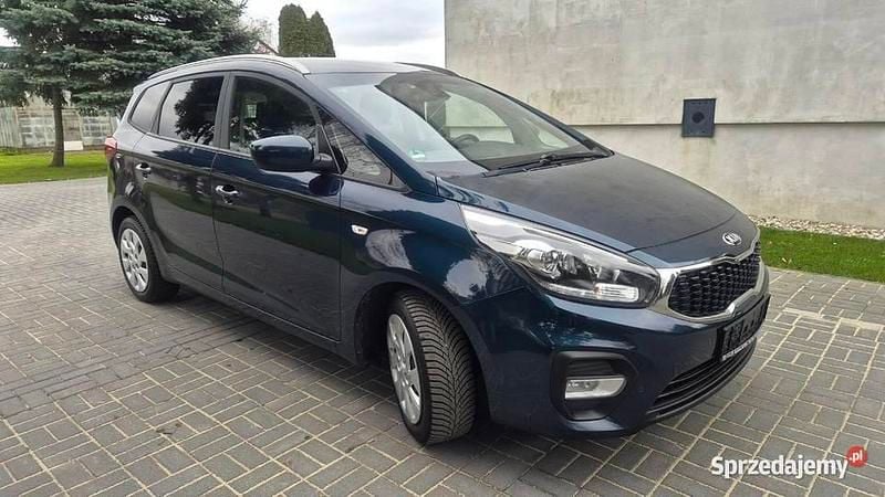 Używany Kia Carens 2018 Granatowy Minivan