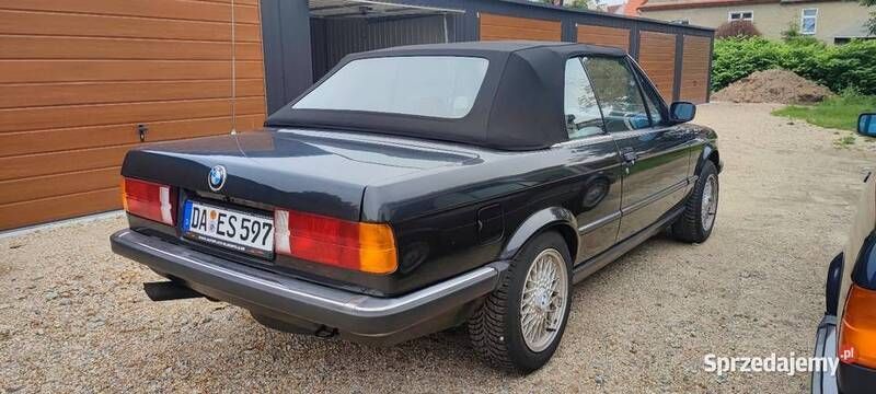 Czarny Używany 1988 BMW 325 Cabriolet Kabriolet | 65 500 zł - Obraz 1/4