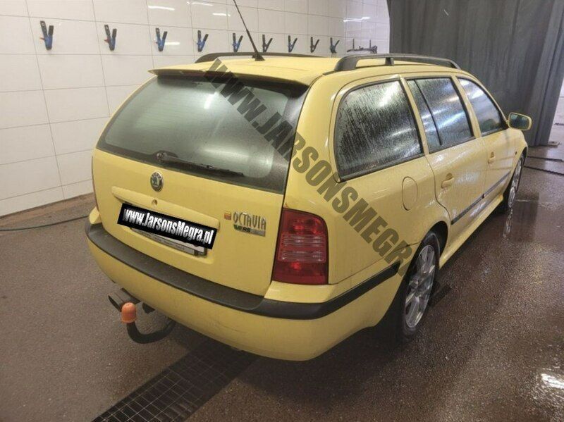 Używany Skoda Octavia 180 KM (132 kW) 2003 Żółty Kombi