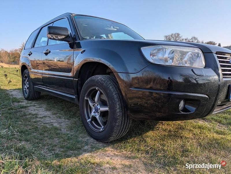 Czarny Używany 2006 Subaru Forester SUV | 12 500 zł - Obraz 1/4
