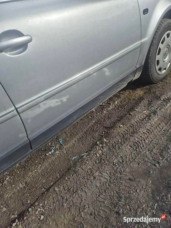 Używany VW Passat 2002 Sedan/Limuzyna