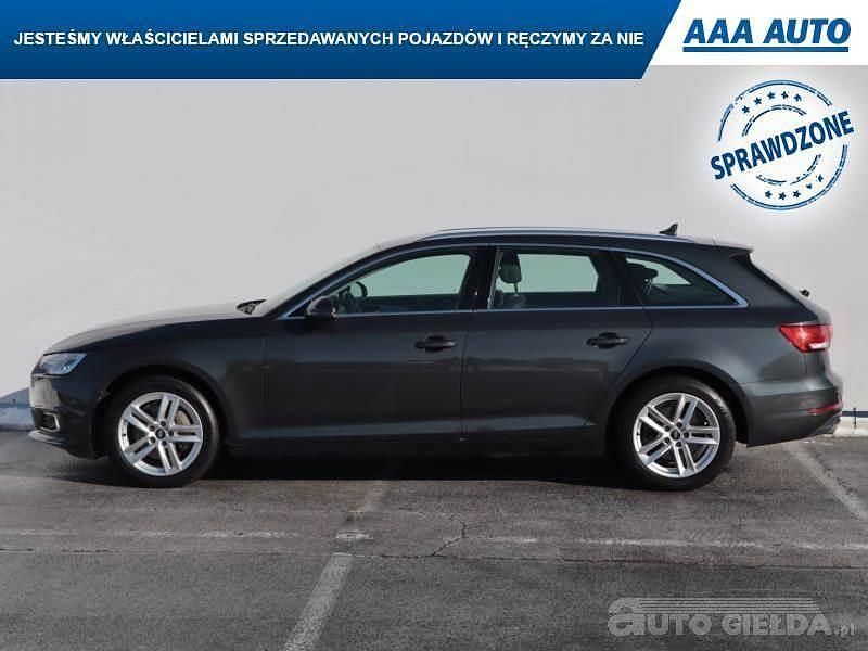 Używany Audi A4 2016 Szary